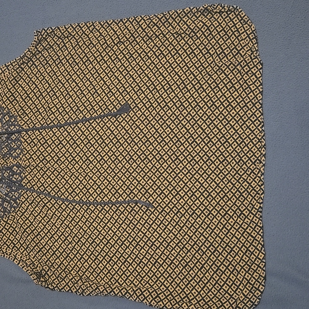 Loft sleevless blouse